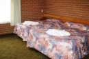 Amana_Inn_StandardRoom_sml